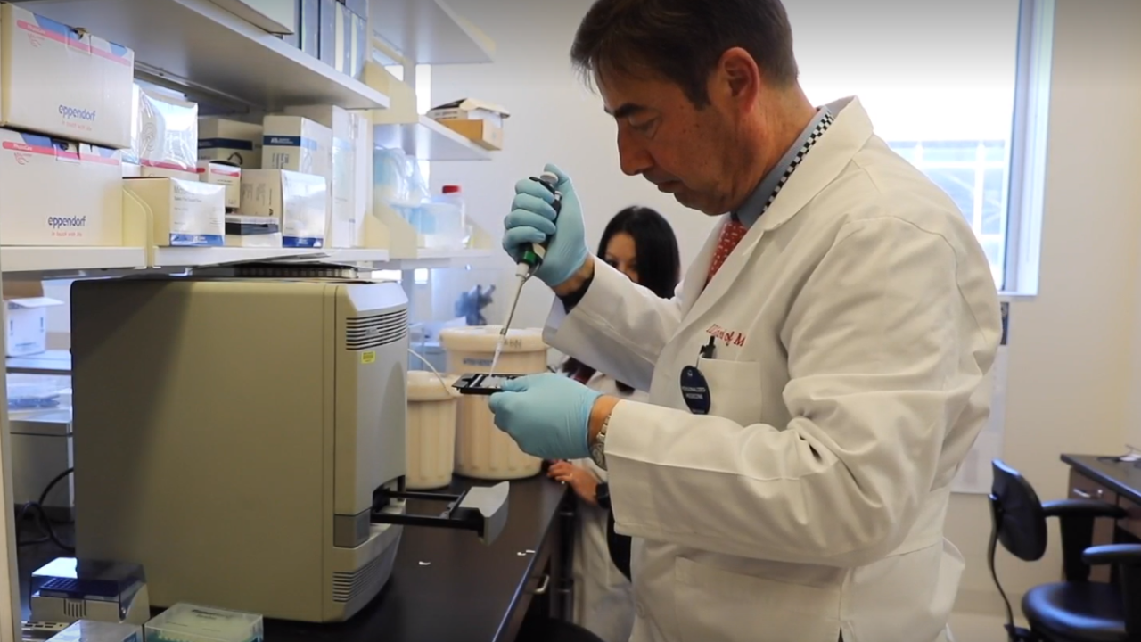 Pacientes refaziam exame de sangue de três a seis meses ou toda no momento de uma internação psiquiátrica. Ao final, foi possível identificar estado atual do grau de ansiedade em um participante. Foto: Reprodução/Universidade de Indiana.