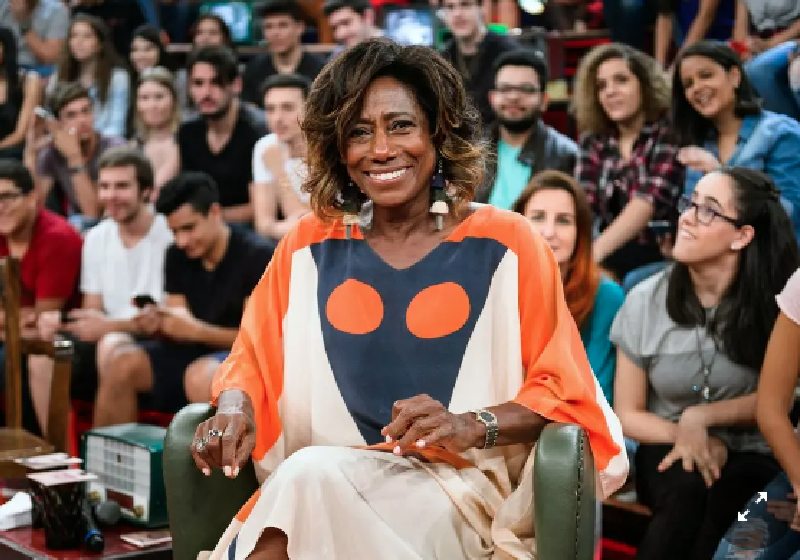 O jornal The New York Times diz que Glória Maria foi a primeira jornalista preta da TV brasileira, num país com longa história de racismo - Foto: reprodução / TV Globo