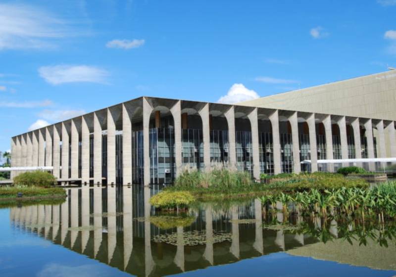 Após aprovados no concurso de diplomatas, os candidatos trabalharão diretamente na assessoria da Presidência da República. - Foto: Wikimedia Commons