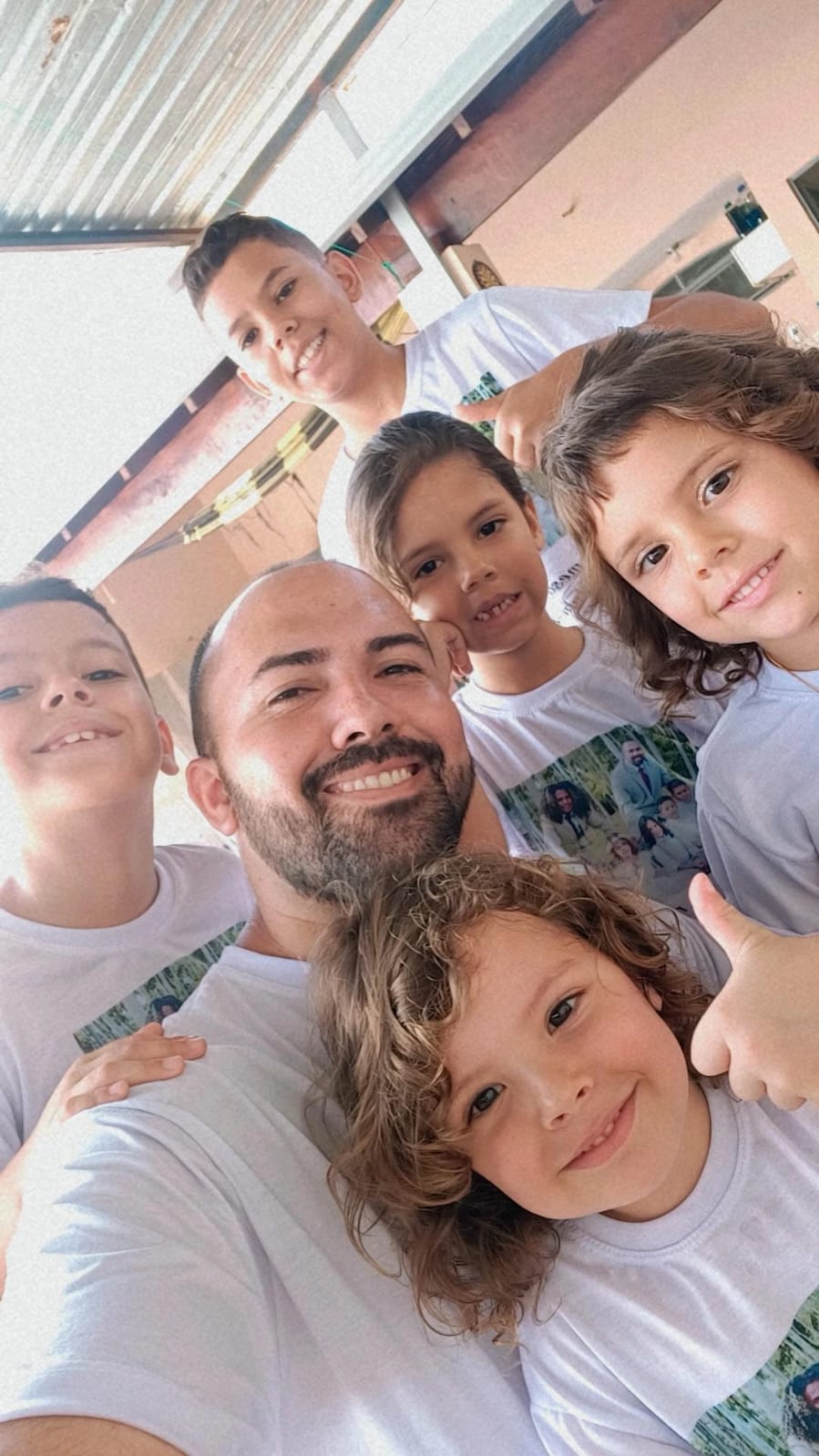 Agora com a meta da vaquinha batida, Daniel vai poder comprar a casa da família - Foto: arquivo pessoal