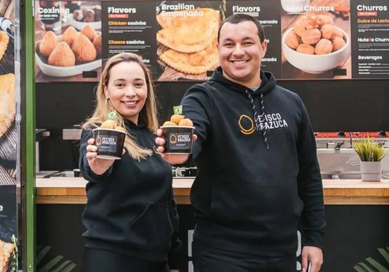 Não era o plano principal do casal brasileiro, mas eles viram as coxinhas fazerem sucesso e fortuna nos EUA! - Foto: Divulgação/Petiscos Brazuca