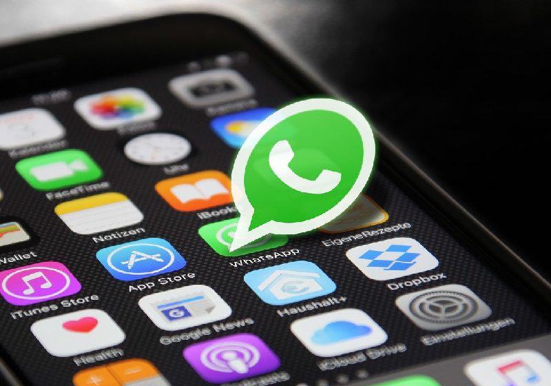 O Disque 100 vai receber denúncias de ataques nas escolas no WhatsApp. O denunciante não precisa se identificar - Foto: Heiko / Pixabay