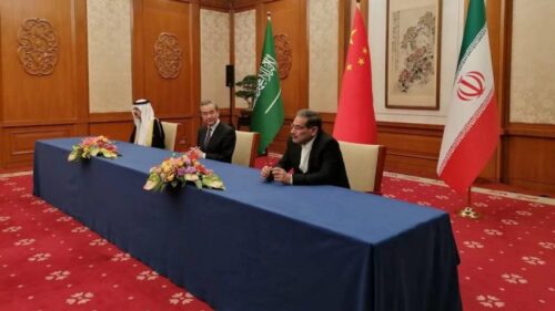 O acordo foi assinada pela China, Irã e Arábia Saudita em cerimônia em Pequim. Foto: reprodução