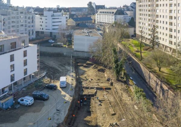 A população da época, após o uso dos romanos, transformaram o lugar em um aterro sanitário. - Foto: Myphotoagency/Thibault Beguet/Divulgação
