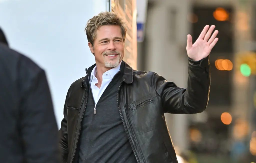 Brad Pitt começou a comprar propriedades vizinhas depois que comprou a casa de Peterson nos anos 90. - Foto: James Devaney/GC Images