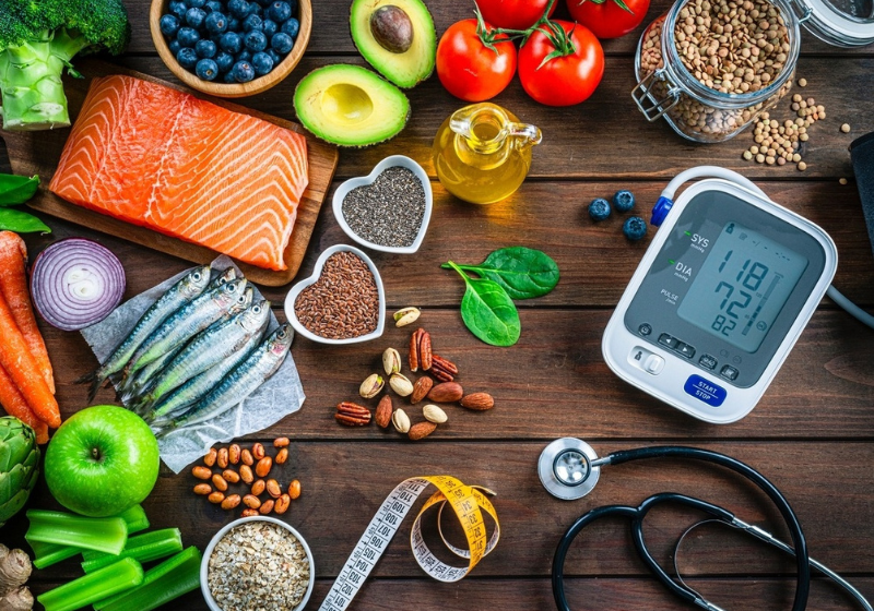 Que tal combinar esses 12 alimentos em receitas que vão te ajudar a controlar a hipertensão? Foto: Reprodução/IStock.