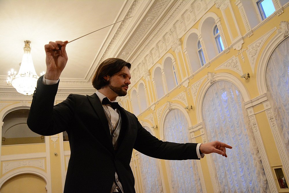 O maestro Brasileiro Roberto Laborda tem 42 anos e nasceu na Bahia - Foto: arquivo pessoal