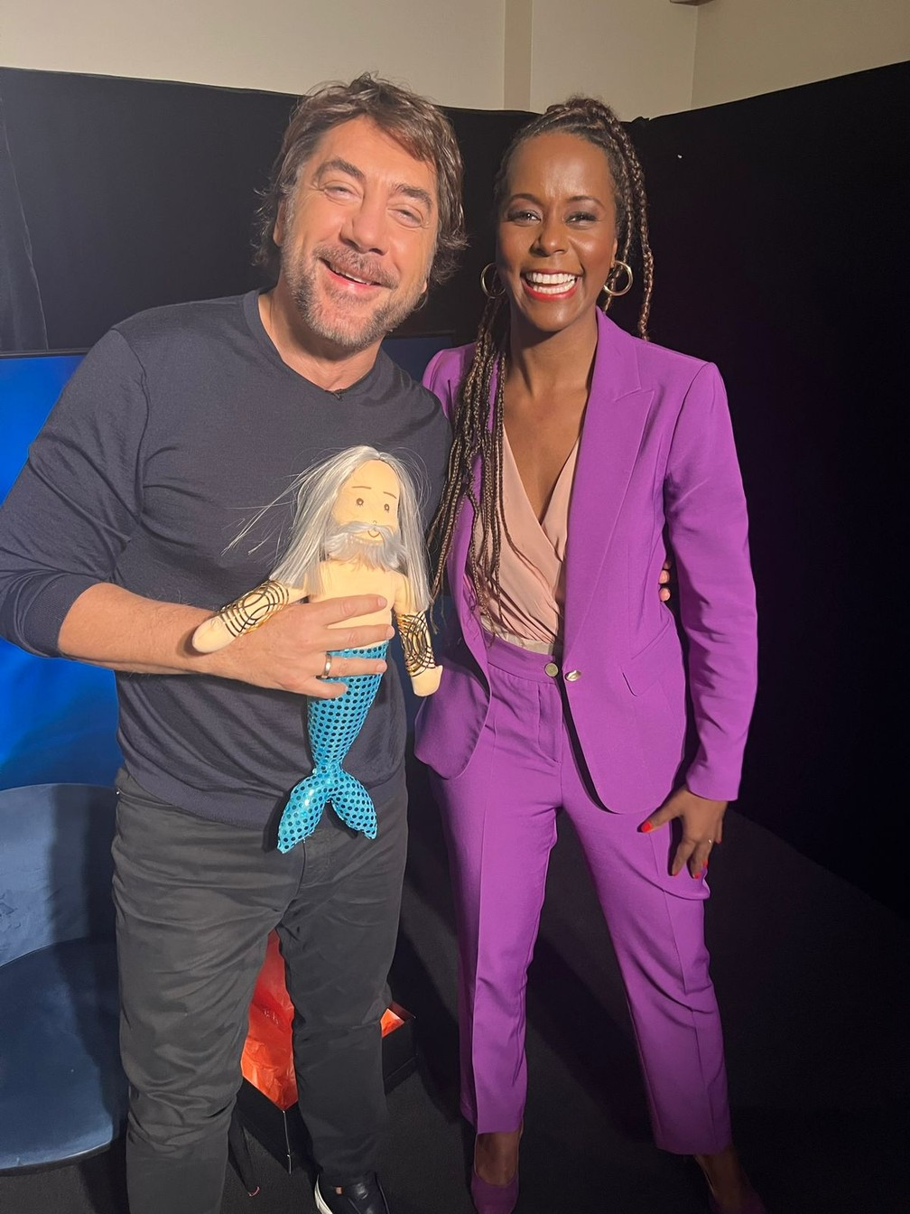 O Rei Tritão, interpretado por Javier Bardem, também ganhou um presente da jornalista. Foto: Reprodução/Fantástico.