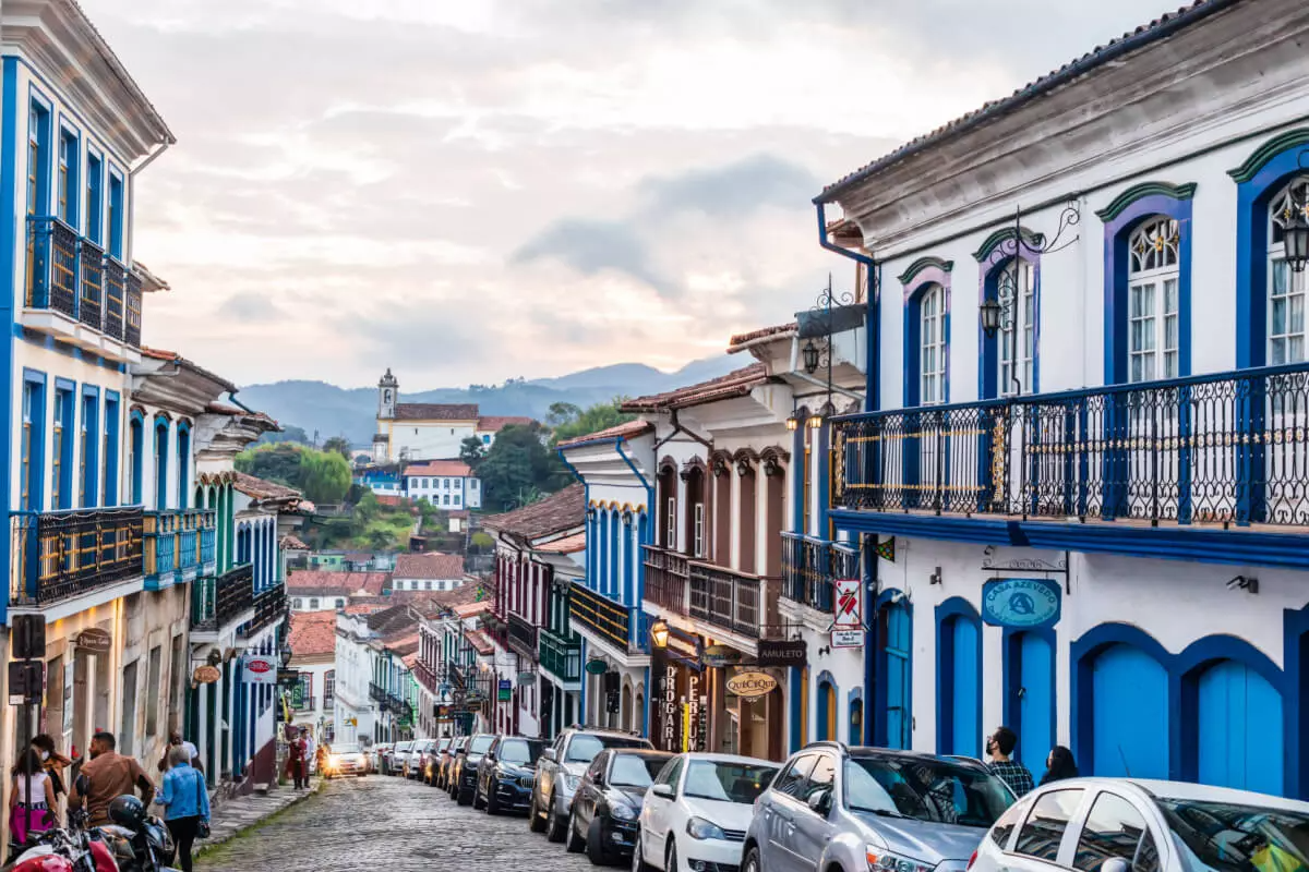 Na lista, o Brasil foi representado pela Rua Conde de Bobadela, uma rua histórica localizada na cidade de Ouro Preto! Foto: Reprodução/ShutterStock.