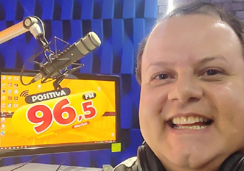 O Rodriguinho é o locutor de todas as manhãs da Positiva FM Brasilia, que fez parceria com o Só Notícia Boa. Agora tem música boa e notícia boa no ar todo dia para levantar o seu astral - Foto: divulgação