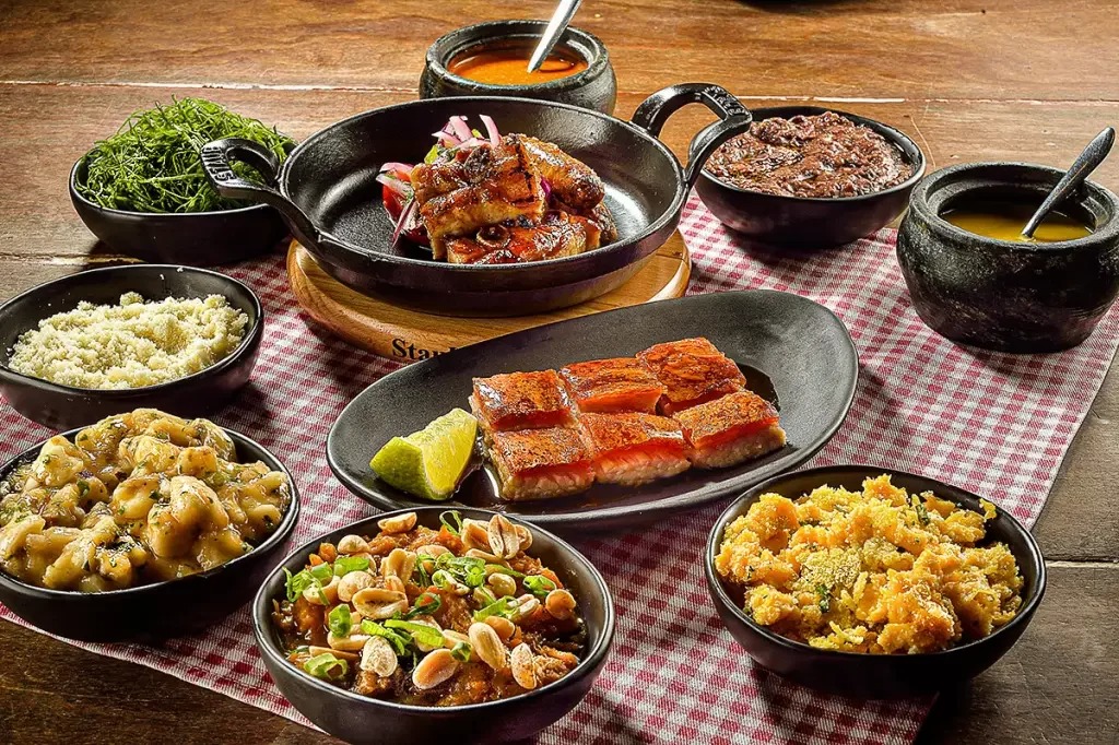 A Casa do Porco foi bicampeã na lista da Exame. O Porco sanzé, prato mais pedido no restaurante, vende mais de 12 mil unidades por mês! Foto: Reprodução/A Casa do Porco.