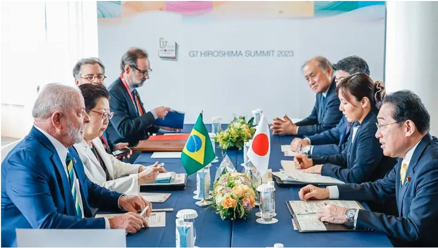 O Japão vai isentar brasileiros de visto. O anúncio foi feito pelo premiê Fumio Kishida ao presidente Lula - Foto: Ricardo Stuckert / Presidência da República