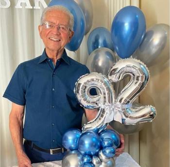 Aos 92 anos, Domingos Pereira Valverde realizou o sonho de passar no exame da OAB e tem planos para o futuro - Foto: OABGO