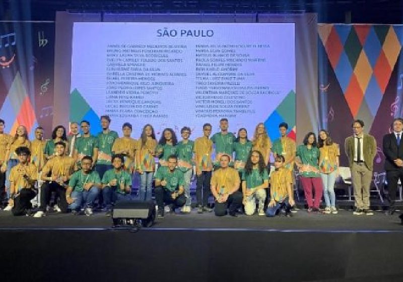 A Olimpíada Brasileira de Matemática das Escolas Públicas premiou mais de mil estudantes de todo o Brasil com a medalha de ouro, em Florianópolis (SC). - Foto: reprodução / OBMEP