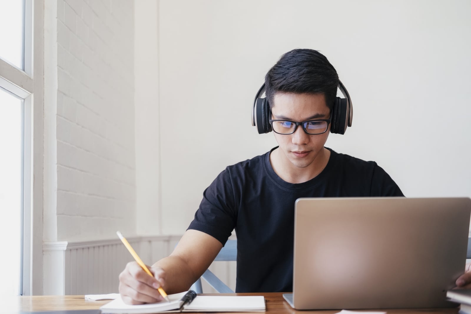 MEC oferece cursos online gratuitos com certificado