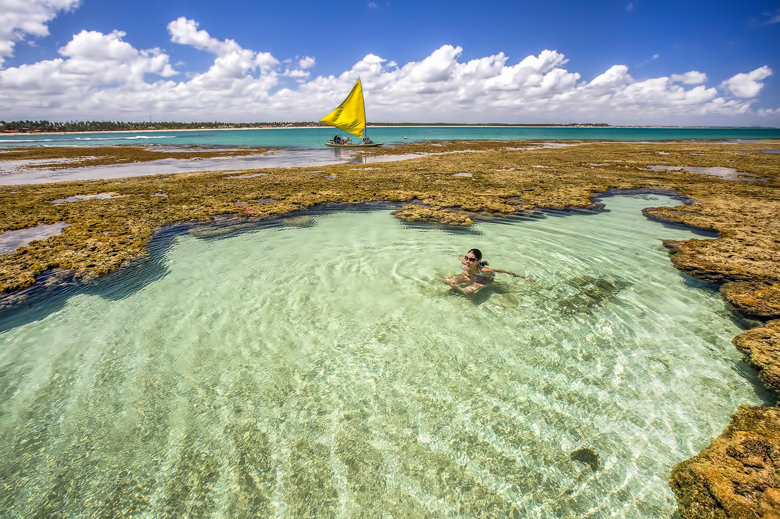 As piscinas naturais em Porto de Galinhas são maravilhosas. A água é quentinha e cristalina! Foto: Reprodução/Hoteis.com