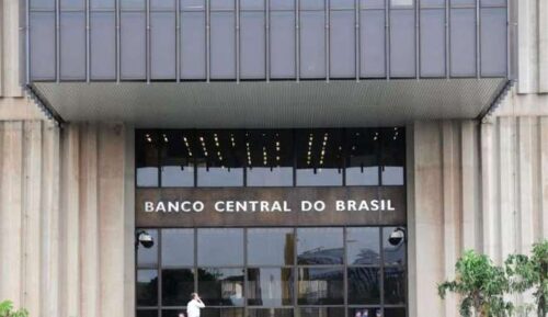 O novo deve levar a Selic para 12% ao ano no fim de 2023 - Foto: Google Fotos