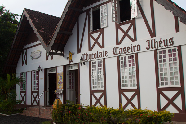 Ilhéus é uma das maiores produtoras de cacau do Brasil. Lá, o doce é 100% artesanal! Foto: Reprodução/Colecionando Destinos.