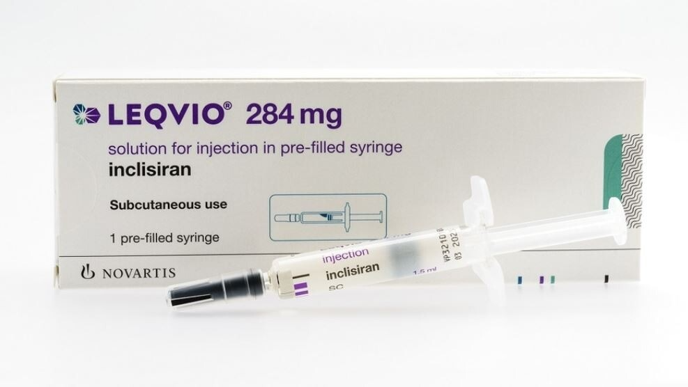 O Leqvio tem o príncipio ativo inclisiran e deve começar a ser vendido no Brasil nos próximos 90 dias. Foto: Reprodução/Novartis.
