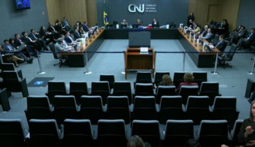 O CNJ analisa contracheques de 74 tribunais. - Foto: reprodução CNJ
