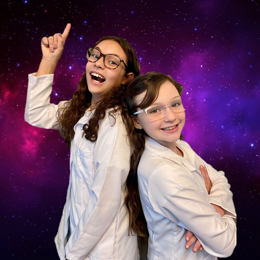 Premiadas em várias competições de conhecimento, Beatriz e Isabella tem compromisso em divulgar a ciência para o maior número de pessoas possíveis! Foto: Reprodução/Dupla Big Bang.