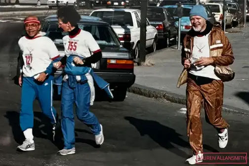 A vovó começou a correr em 1977 e nunca mais parou. Incrível! Foto: Reprodução/Arquivo pessoal.