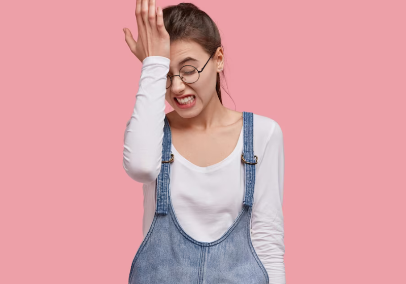 Usando técnicas com luz para estimular células específicas no cérebro, os pesquisadores conseguiram resultados incríveis. Foto: Reprodução/Freepik.