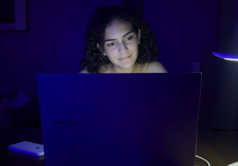 O filme da estudante de Brasília foi o único brasileiro a ser selecionado para competir no festival de cinema ConnectHer Film. Foto: Reprodução/Make me laugh.