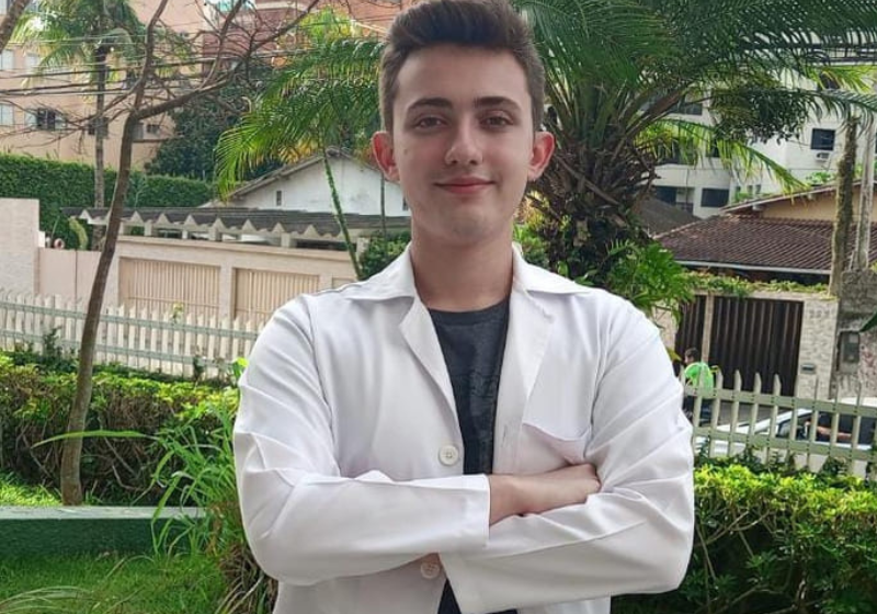 Arthur é o jovem autista que idealizou um projeto de inclusão que foi aprovado pelos deputados de SP. Foto: Reprodução/Tribuna de Jundiaí.