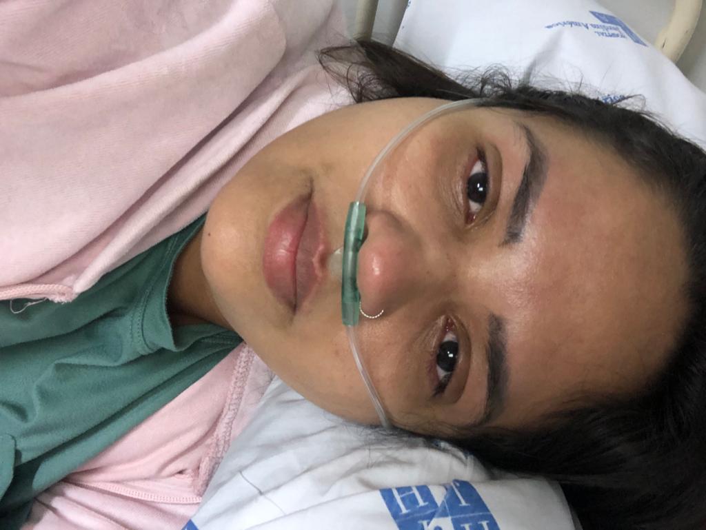 A professora Suellen tinha dores insuportáveis por causa da fibromialgia e não conseguia sair da cama - Foto: arquivo pessoal