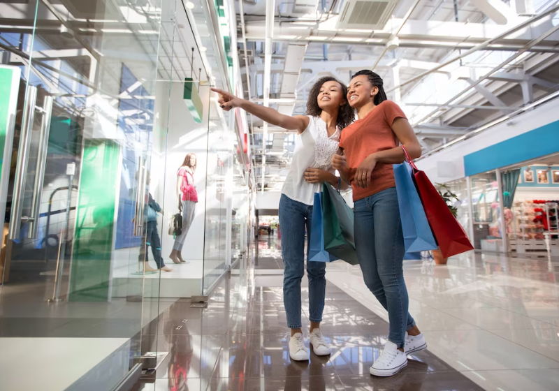 Essas dicas de como pechinchar vão fazer seu dinheiro render mais e ainda por cima economizar na hora de comprar aquele item tão desejado. Foto: Reprodução/Freepik.