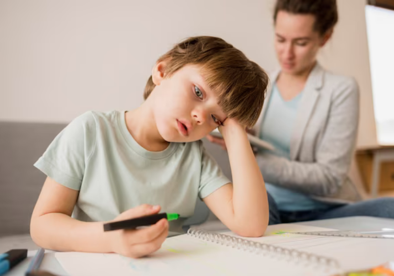 A nova terapia para crianças com TDAH apresentou resultados significativos em 64% dos pacientes. Foto: Reprodução/Freepik.