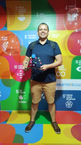 Felipe tem ajudado a população a se vacinar. - Foto: arquivo pessoal