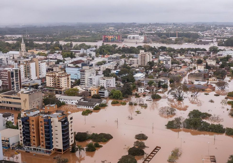 O governo anuncionou liberação do FGTS para ajudar trabalhadores atingidos pela chuva no RS. Foto: Reprodução/@marcelocaumors/Instagram