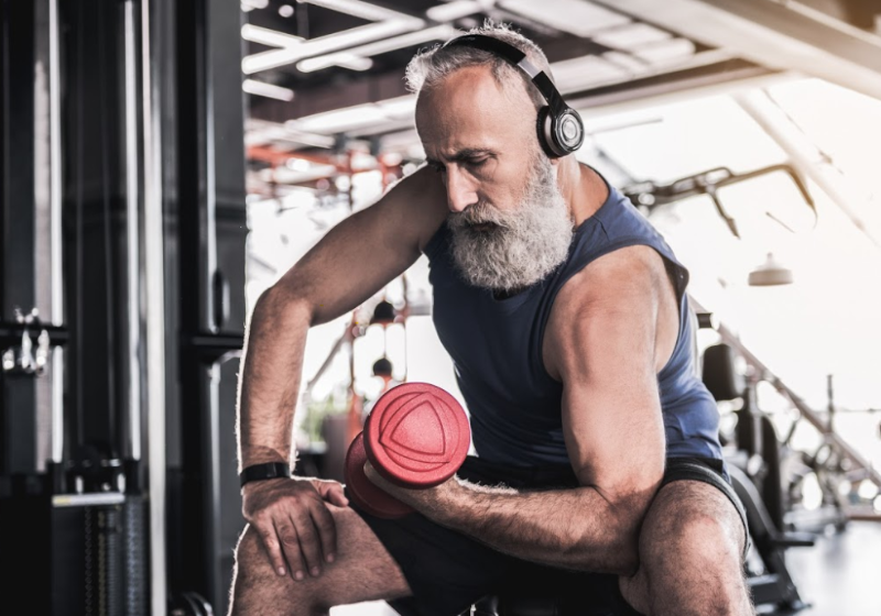 Segundo o Dr. José Maria, a musculação é a melhor atividade para envelhecer bem. - Foto: Pixabay