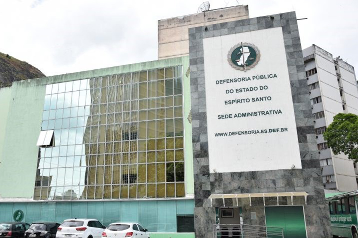 Entre as vagas, cargos para carreira inicial na Defensoria Público do Espírito Santo. Foto: Reprodução/Defensoria Pública do ES.