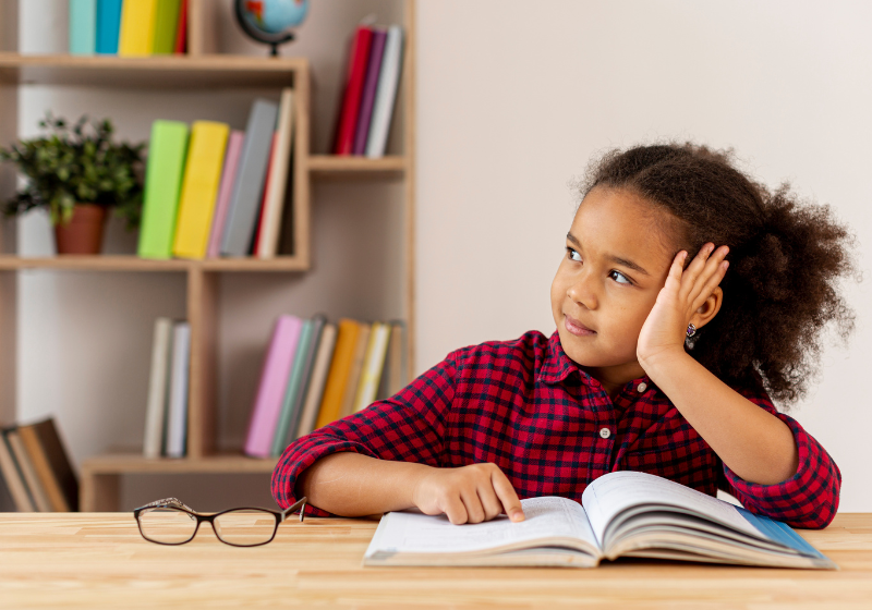 O Tesouro vai fazer sorteios que podem ajudar a pagar a faculdade do seu filho! Foto: Reprodução/Freepik.