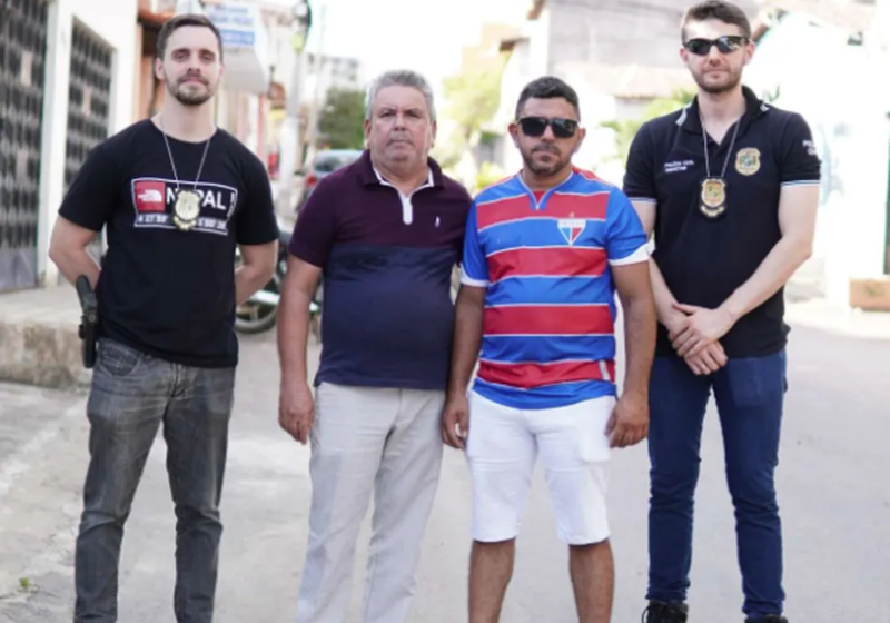 O homem conseguiu reencontrar o pai com a ajuda da polícia. O momento foi emocionante. - Foto: SSPDS/Divulgação