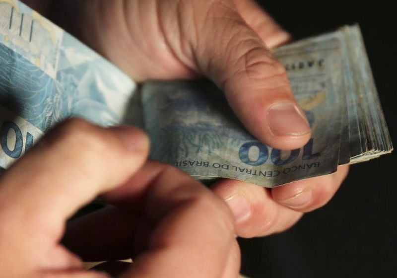 A terceira fase do Desenrola Brasil, que vai parcelar dívidas de até R$ 5 mil, começa ainda este mês - Foto: José Cruz/Agência Brasil