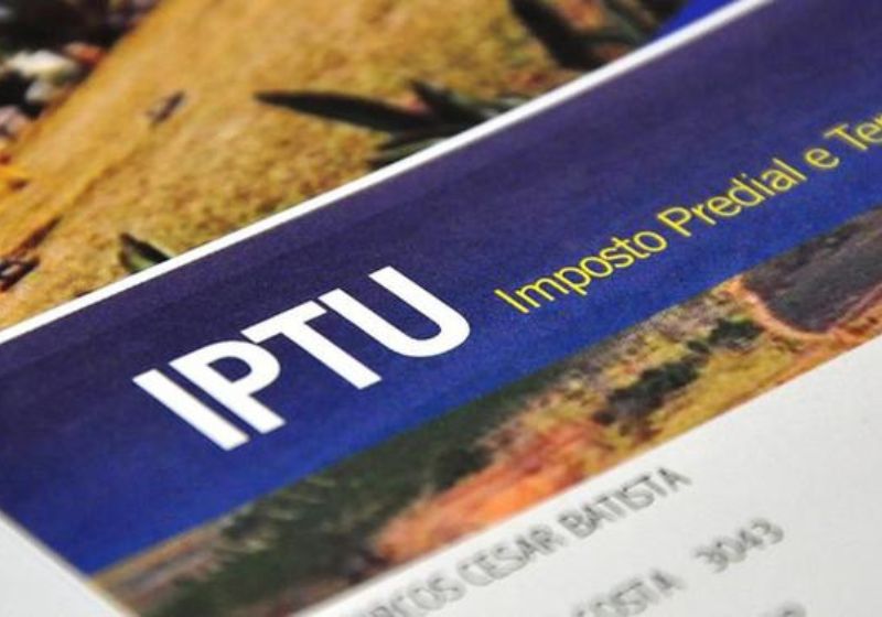 Aposentados e pensionistas podem conseguir isenção do IPTU 2024. Veja como. - Foto: reprodução / Agência Brasil