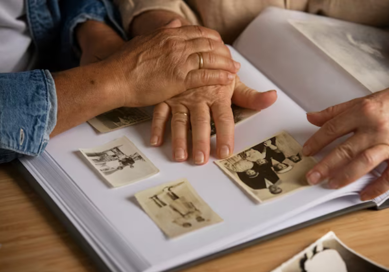 Os pesquisadores de Oxford identificaram fatores que aumentam o risco de demência, mas eles podem ser modificados! Foto: Reprodução/Freepik.