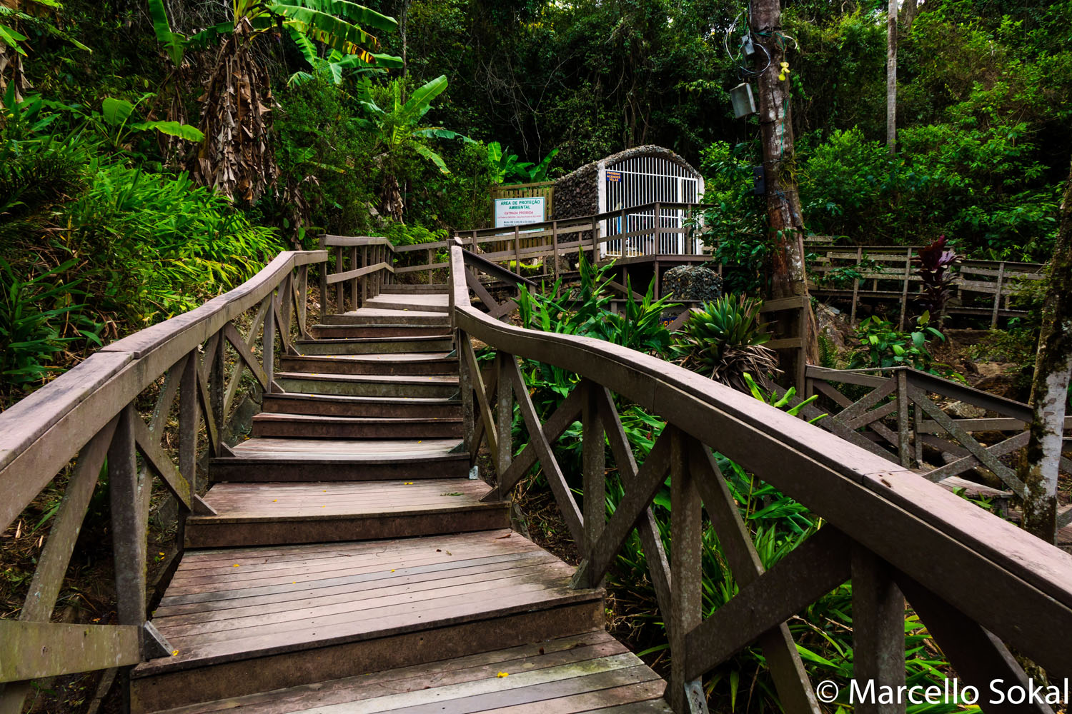 A Gruta Nossa Senhora de Guadalupe é um dos atrativos em Navegantes, SC. Foto: Reprodução/Marcello Sokal.