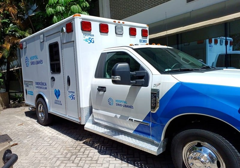 A primeira ambulância conectada com 5G do Brasil vai agilizar atendimentos de emergência em até 27 minutos. - Foto: Tim