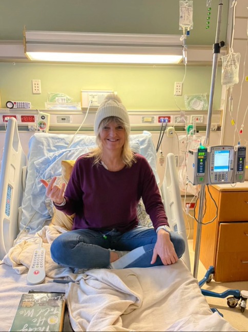 Kristin fez o transplante de células-tronco em 2022. Foto: reprodução/Tiktok @yogidanielli