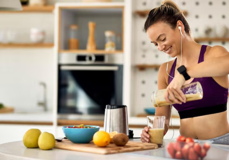 Entre as dicas dos especialista para uma vida mais saudável, está comer mais vegetais e frutas. - Foto: Reprodução/Freepik.