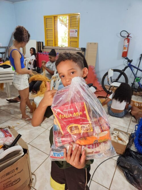 Produtos do Leilão de Natal doados no projeto Sementes da Luz - Foto: divulgação