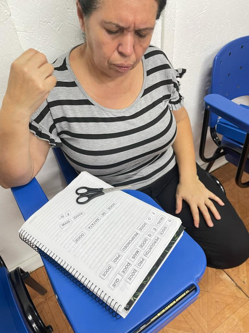 Joseilda era a única mulher da turma e disse que ficou muito feliz ao melhorar a escrita. Foto: Reprodução/O Globo.