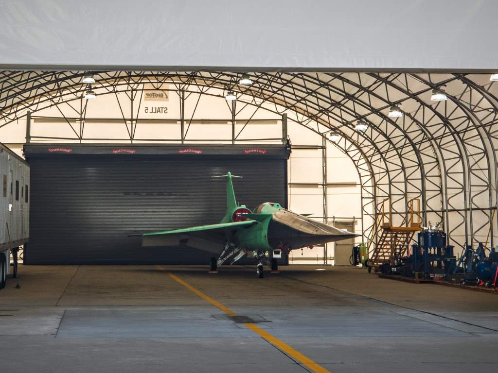 O avião vai receber uma nova pintura especial que protege contra corrosão e umidade. Foto: Reprodução/Nasa.