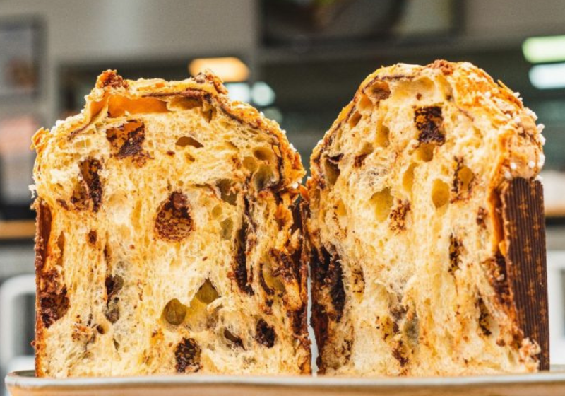 Entre os melhores panetones de 2023 estão o do Mocotó, Dengo, Made by Nina. Veja as categorias. - Foto: Reprodução/Qui o Qua.