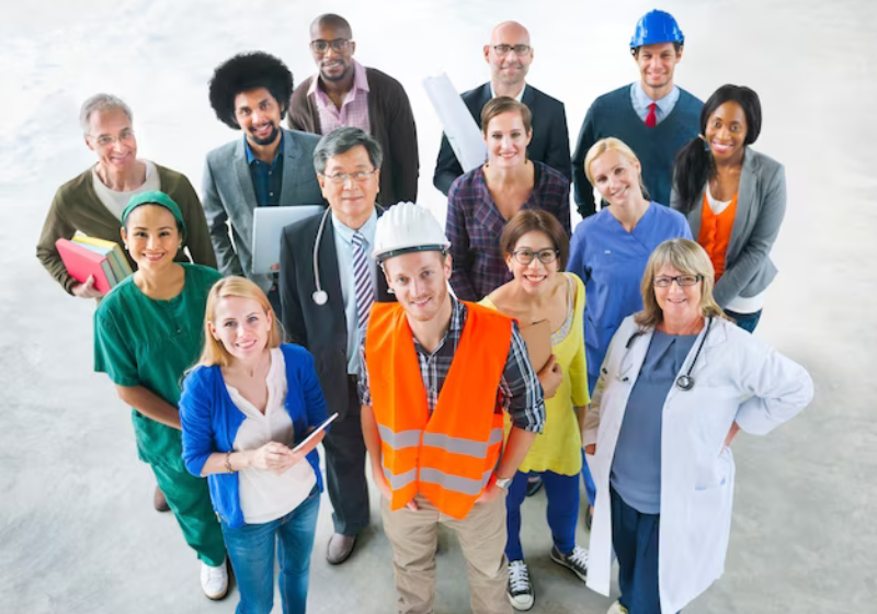 Veja agora quais são as profissões mais bombadas para 2024! Foto: Freepik.